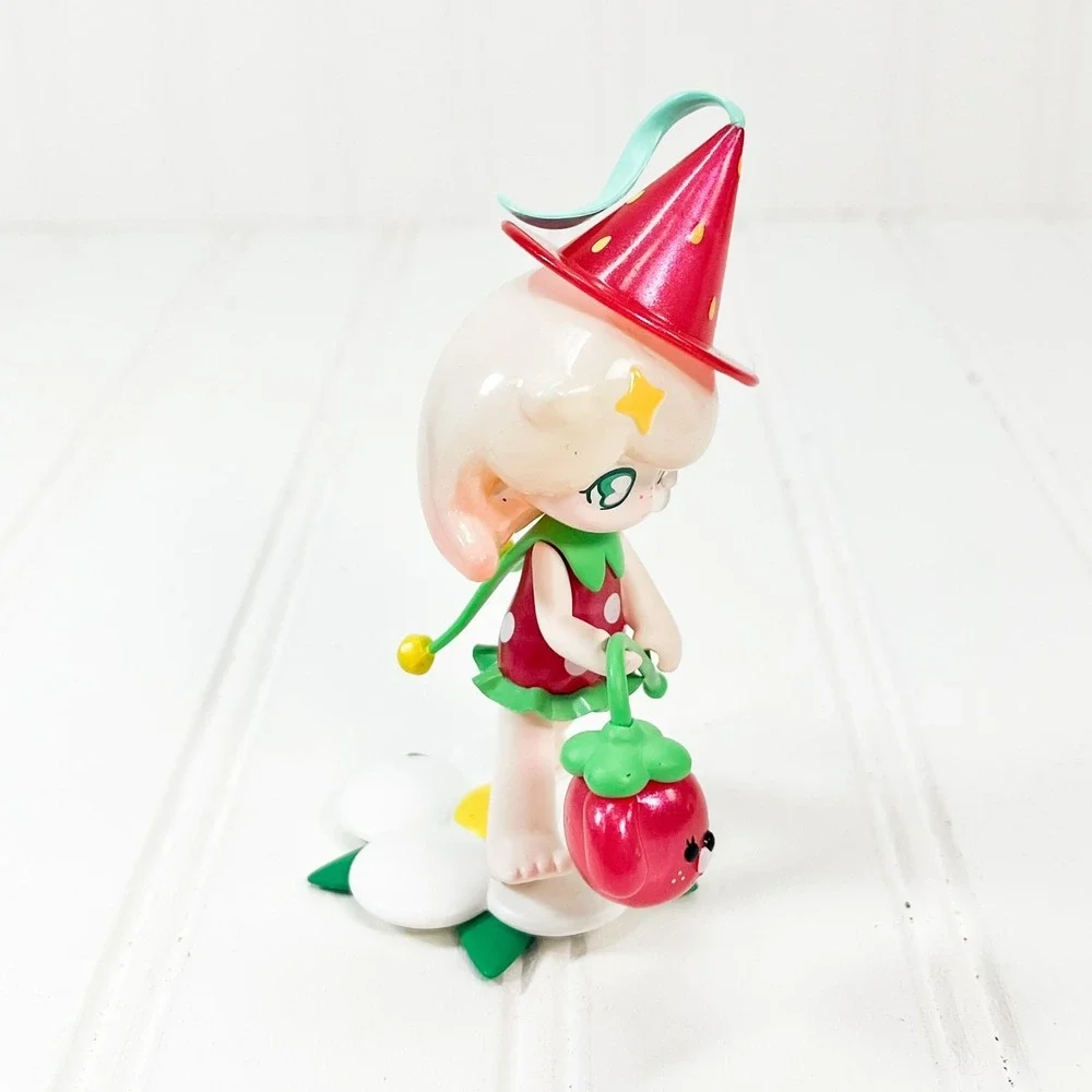 POP MART Azura Spring Fantasy‎ Series Blind Box Strawberry Fairy Figure